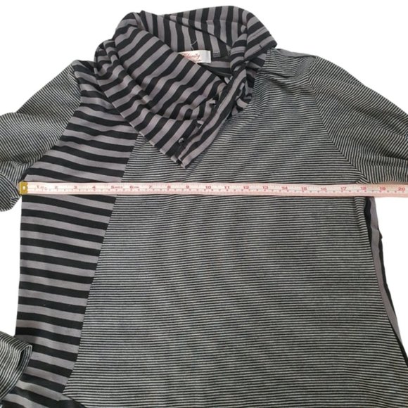 Clarity Striped Dress Sz M - Picture 8 of 16